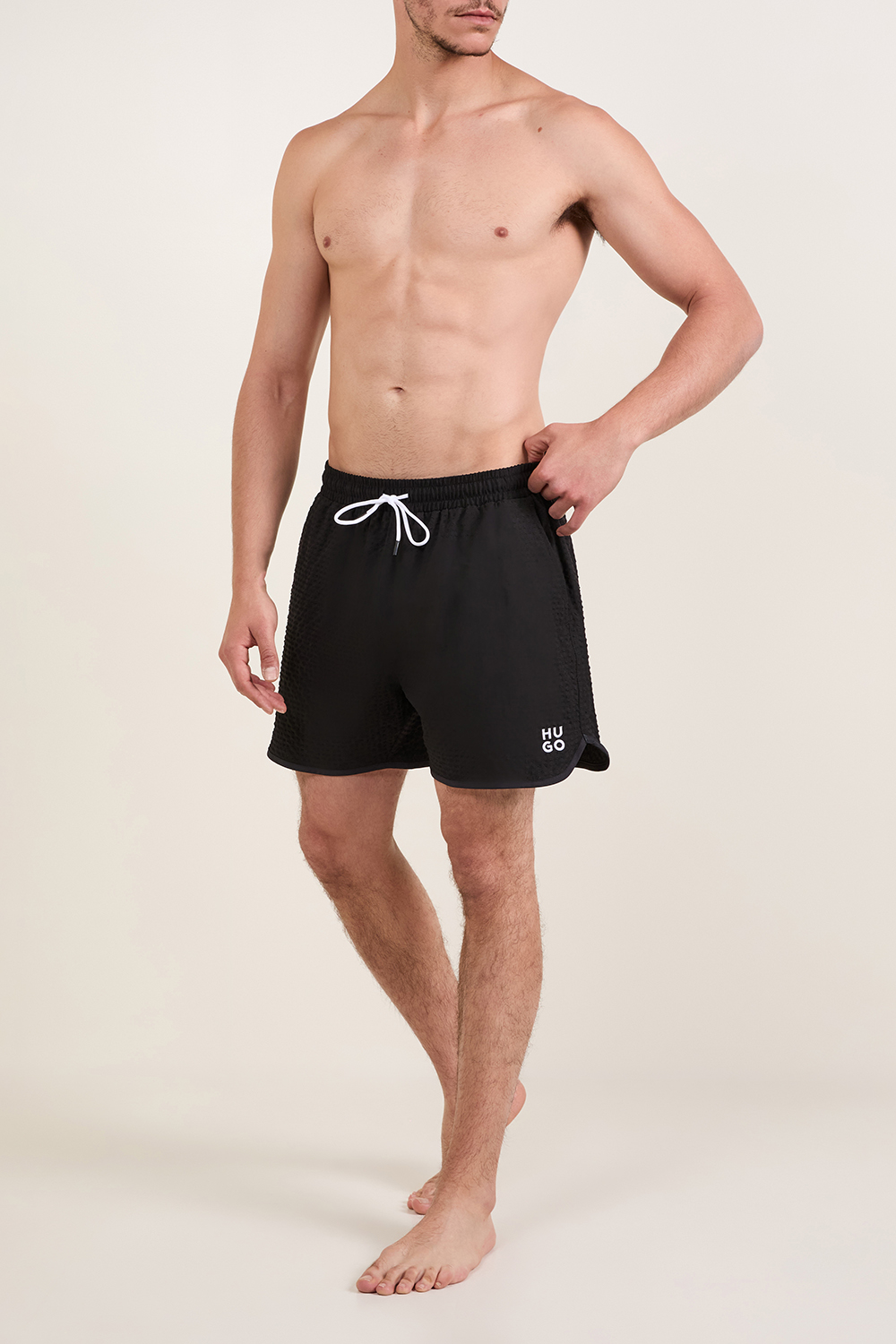 תמונת כל הלוק של מכנסי בגד ים